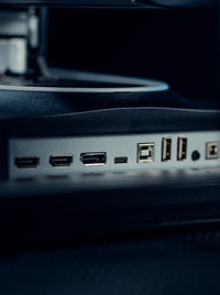 شاشة ألعاب Twisted Minds UHD مقاس 28 بوصة، بتردد 144 هرتز، وزمن استجابة 1 مللي ثانية